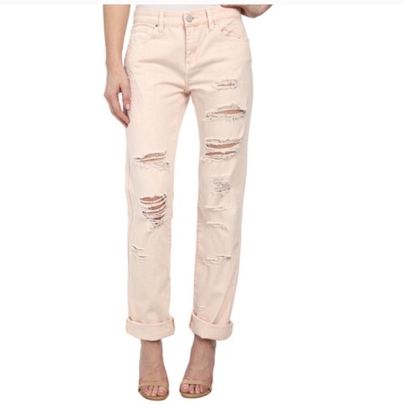 Blank NYC Denim - 🎉HP🎉Blank NYC Distressed Jeans